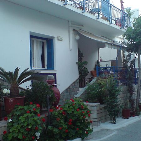 Готель Vakhos Naxos City Екстер'єр фото