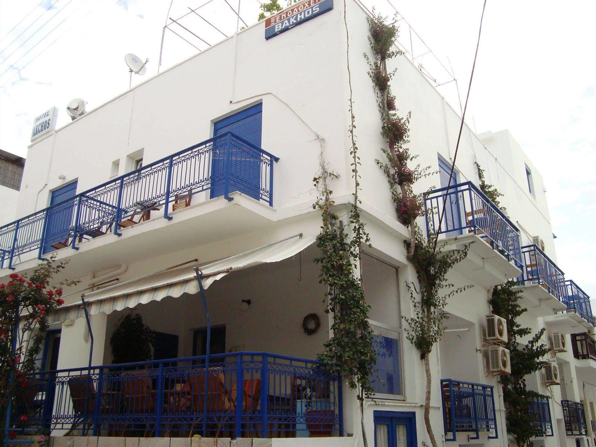 Готель Vakhos Naxos City Екстер'єр фото